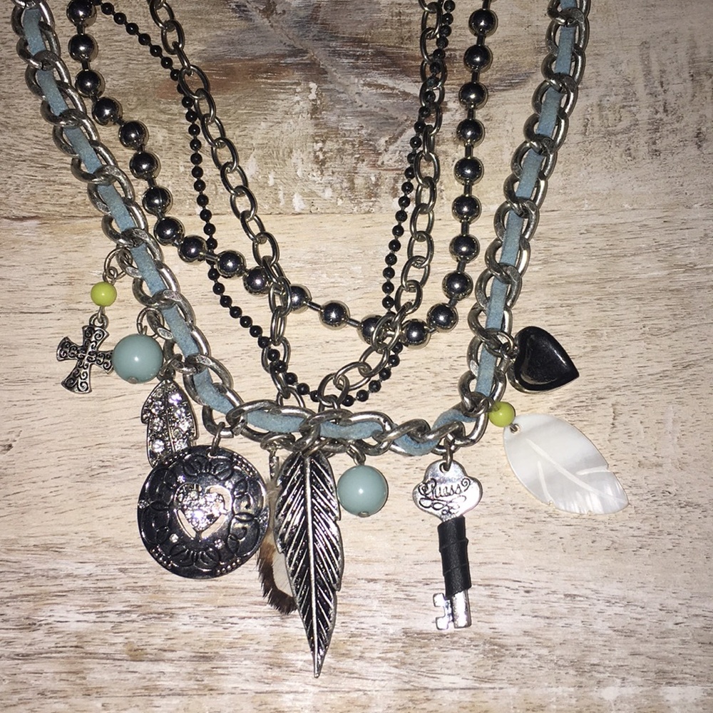 GUESS statement necklace - Picture 2 of 6